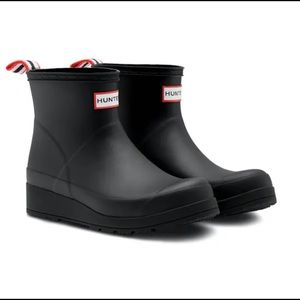 Brand New Black Hunter Play Boot Short Boots - Women’s Size 9